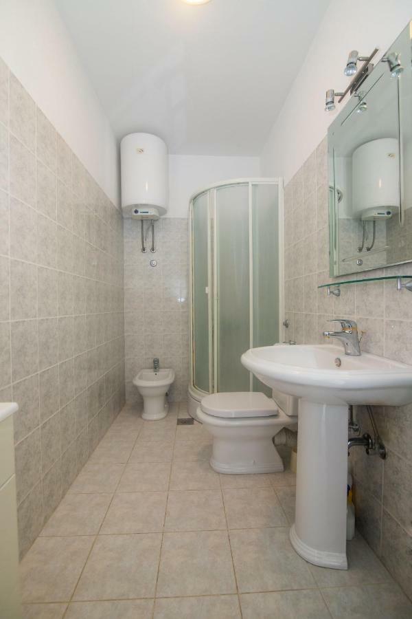 Apartments Vinka 特罗吉尔 外观 照片